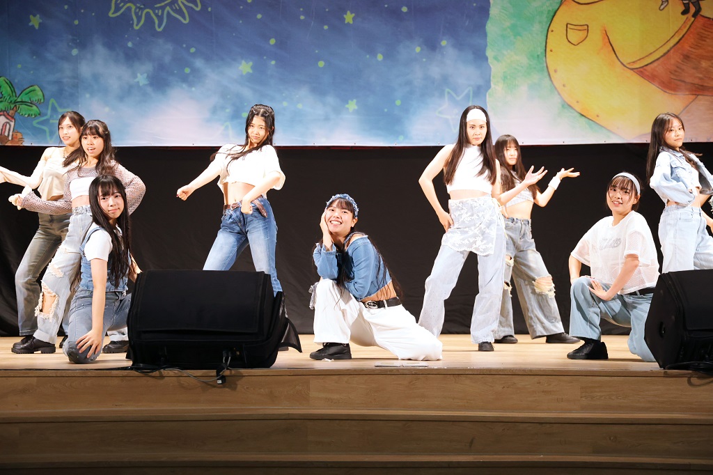 海外姉妹校交流の様子