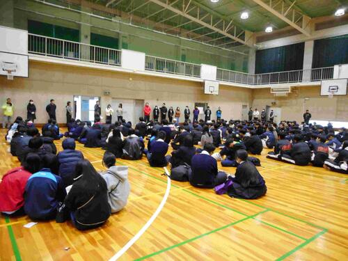 241214_クリーンキャンペーン(体育館).JPG