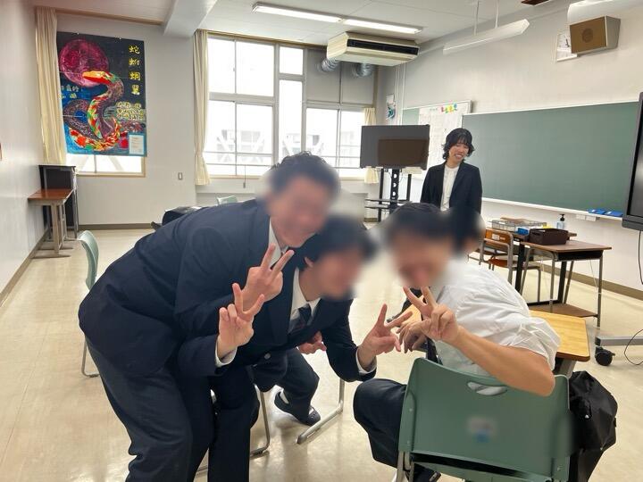 B5E9AD73-D2CF-4CB9-8A26-3F5543529C0D.jpg