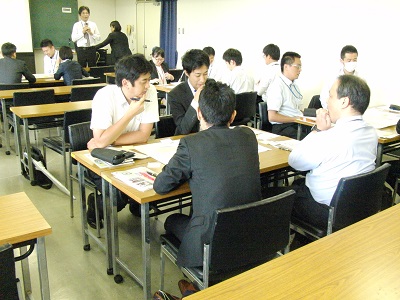 理科担当指導主事学習会20160511-2.jpg