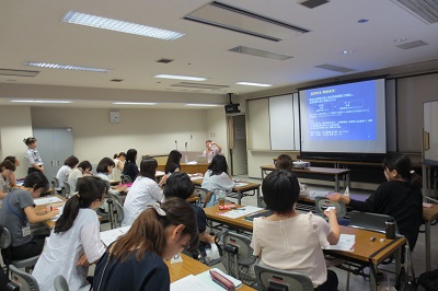 養護教諭10年１.jpg