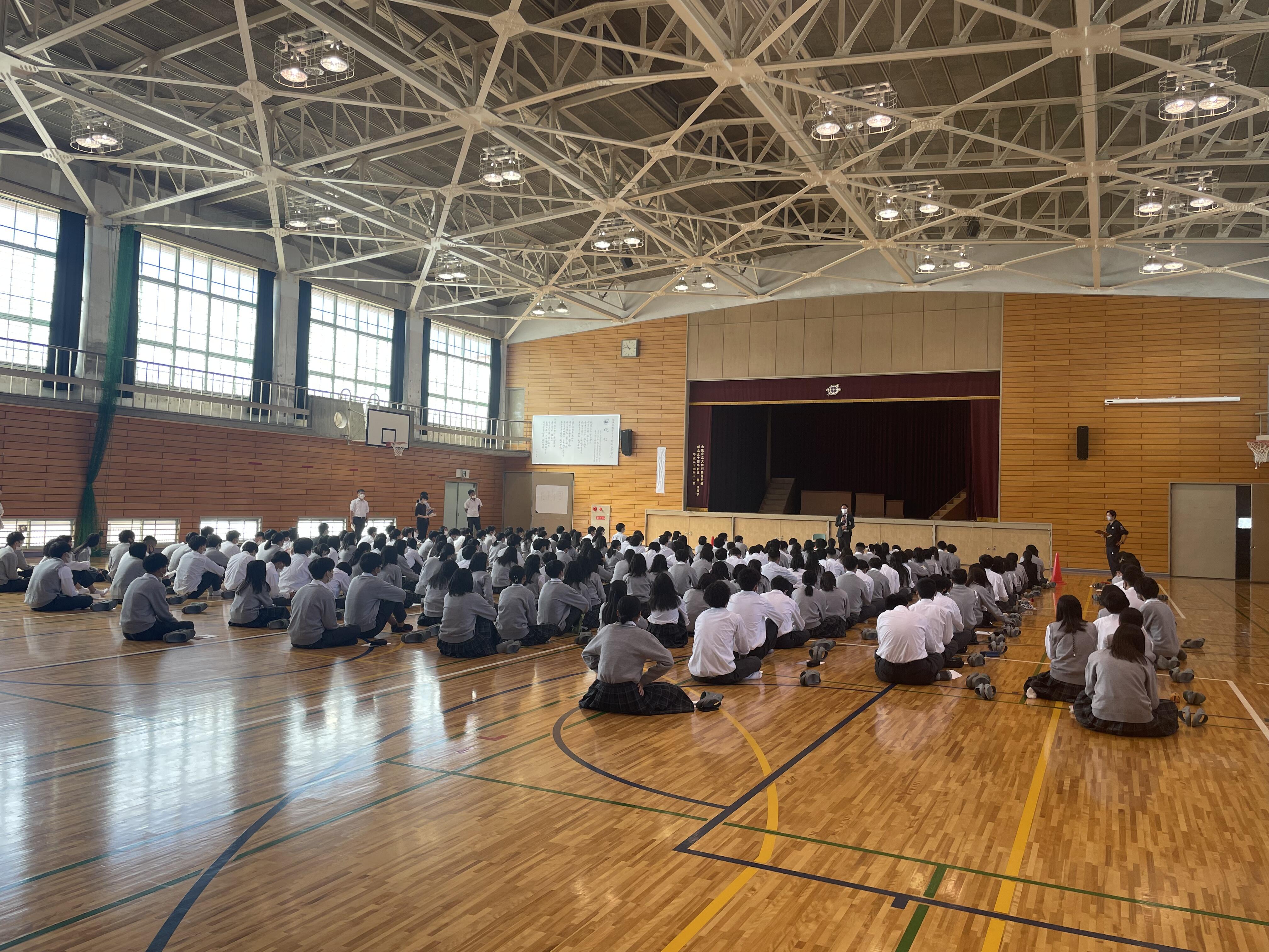 https://www.osaka-c.ed.jp/blog/fuzoku/11th/F5E1188C-CAAA-4BBE-A122-0E0022BA8502.jpeg