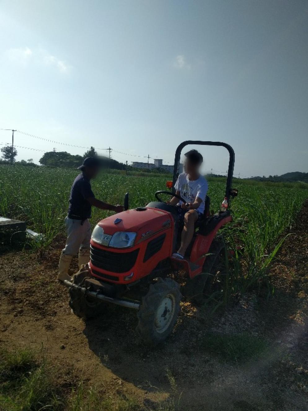 https://www.osaka-c.ed.jp/blog/fuzoku/7th/Point%20Blur_20181025_191517.jpg