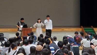 https://www.osaka-c.ed.jp/blog/fuzoku/8th/20191018_01.jpg