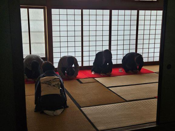 https://www.osaka-c.ed.jp/blog/hakata/now/20240411_3.jpg