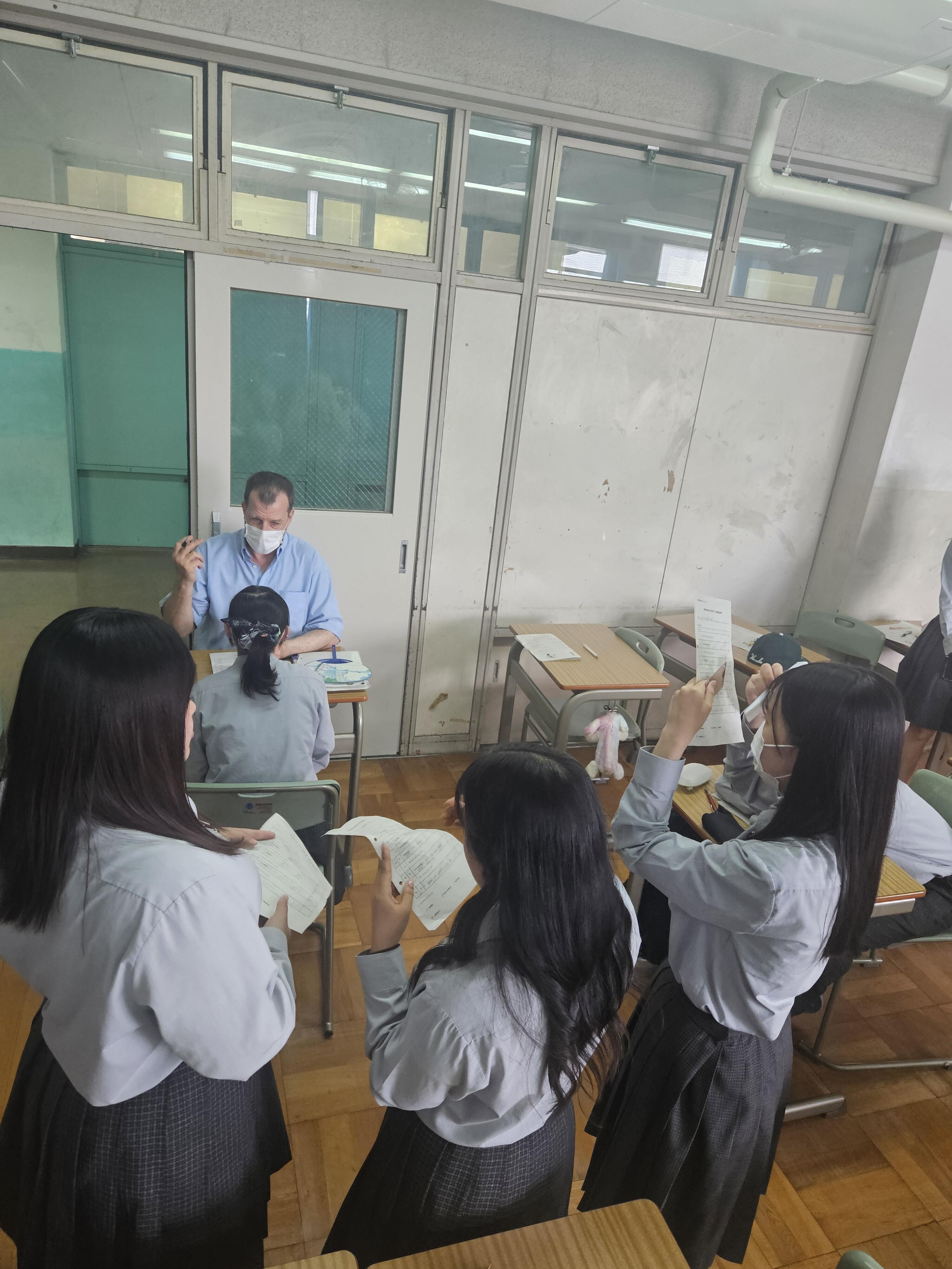 https://www.osaka-c.ed.jp/blog/hakata/now/20240608_110052.jpg