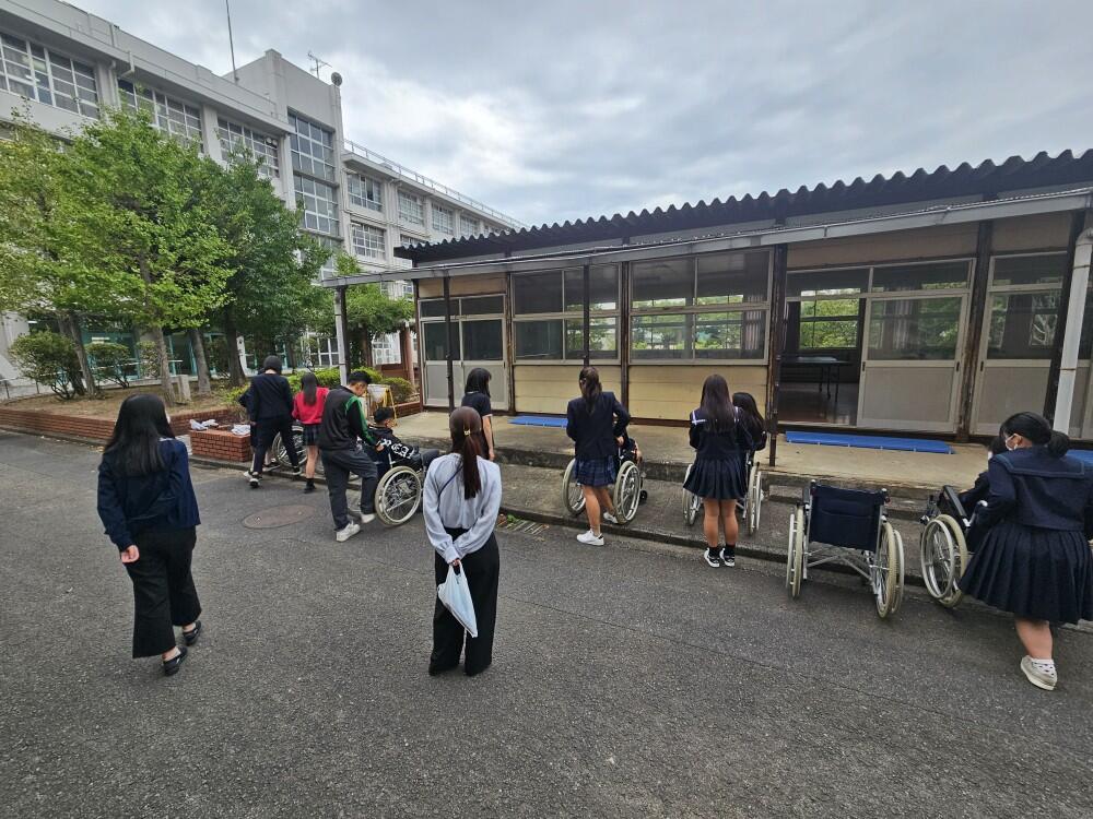 https://www.osaka-c.ed.jp/blog/hakata/now/20241026_112615.jpg