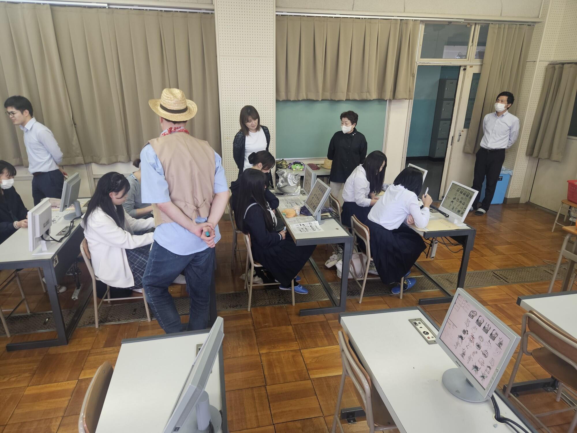https://www.osaka-c.ed.jp/blog/hakata/now/20241026_113339.jpg