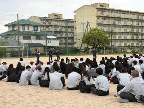 https://www.osaka-c.ed.jp/blog/hakata/now/IMG_1387.JPG_1.jpg