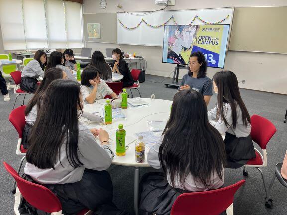 https://www.osaka-c.ed.jp/blog/hakata/now/pc4.jpg