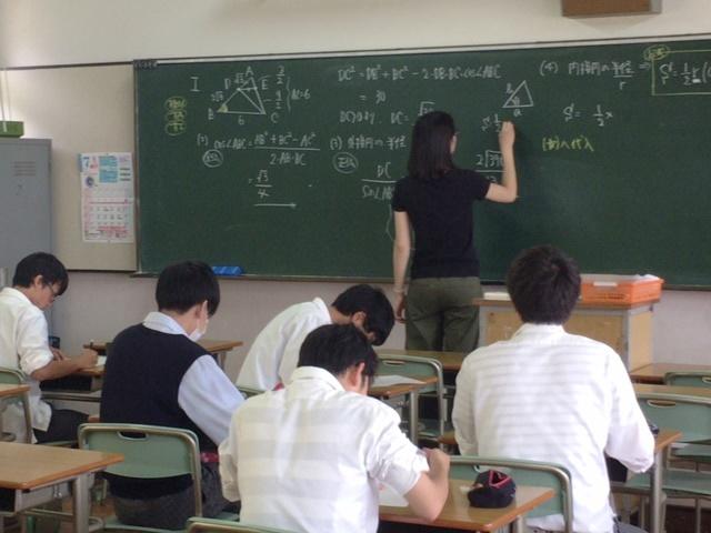 https://www.osaka-c.ed.jp/blog/higashimozu/kouchou/004.JPG_1.jpg