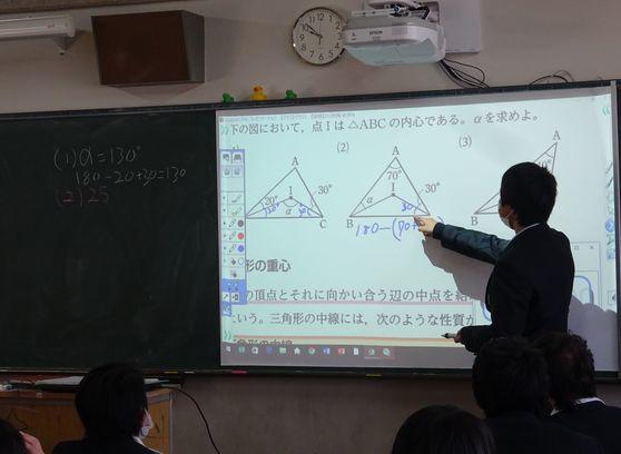 https://www.osaka-c.ed.jp/blog/higashimozu/kouchou/DSC01005.jpg