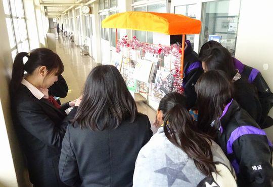 https://www.osaka-c.ed.jp/blog/higashimozu/kouchou/DSC01147.jpg