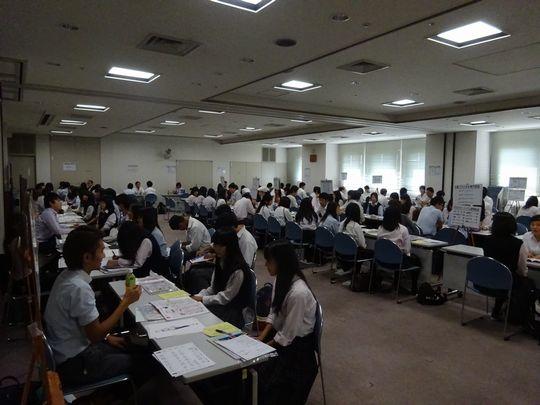 https://www.osaka-c.ed.jp/blog/higashimozu/kouchou/DSC03000.jpg