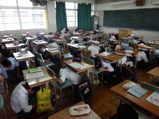 https://www.osaka-c.ed.jp/blog/higashimozu/kouchou/DSC03161_1.jpg
