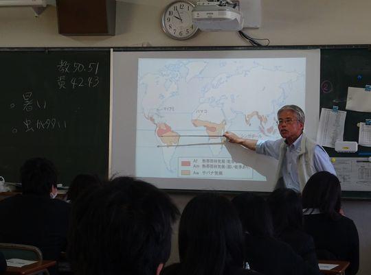 https://www.osaka-c.ed.jp/blog/higashimozu/kouchou/DSC03503.jpg