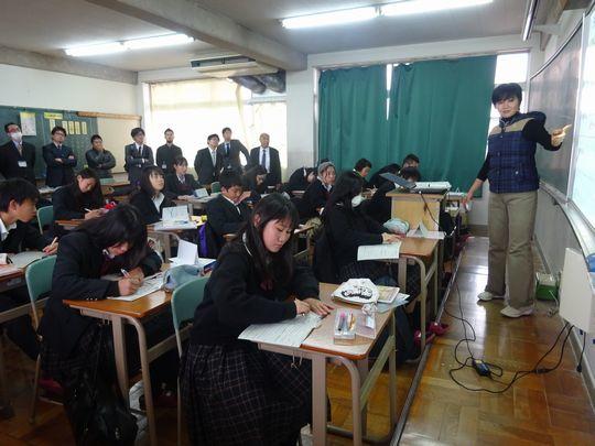 https://www.osaka-c.ed.jp/blog/higashimozu/kouchou/DSC05653.jpg