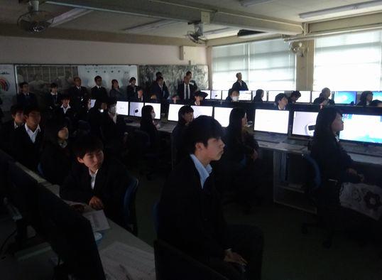 https://www.osaka-c.ed.jp/blog/higashimozu/kouchou/DSC05734.jpg