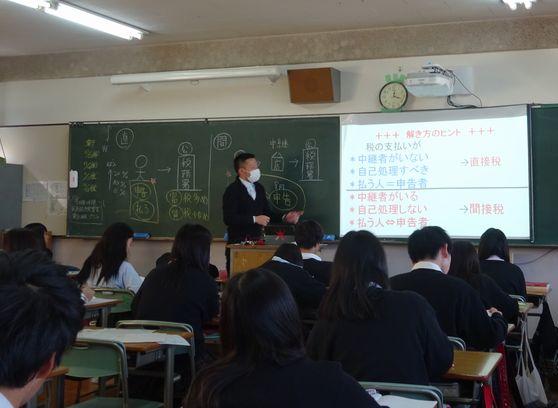 https://www.osaka-c.ed.jp/blog/higashimozu/kouchou/DSC08786.jpg