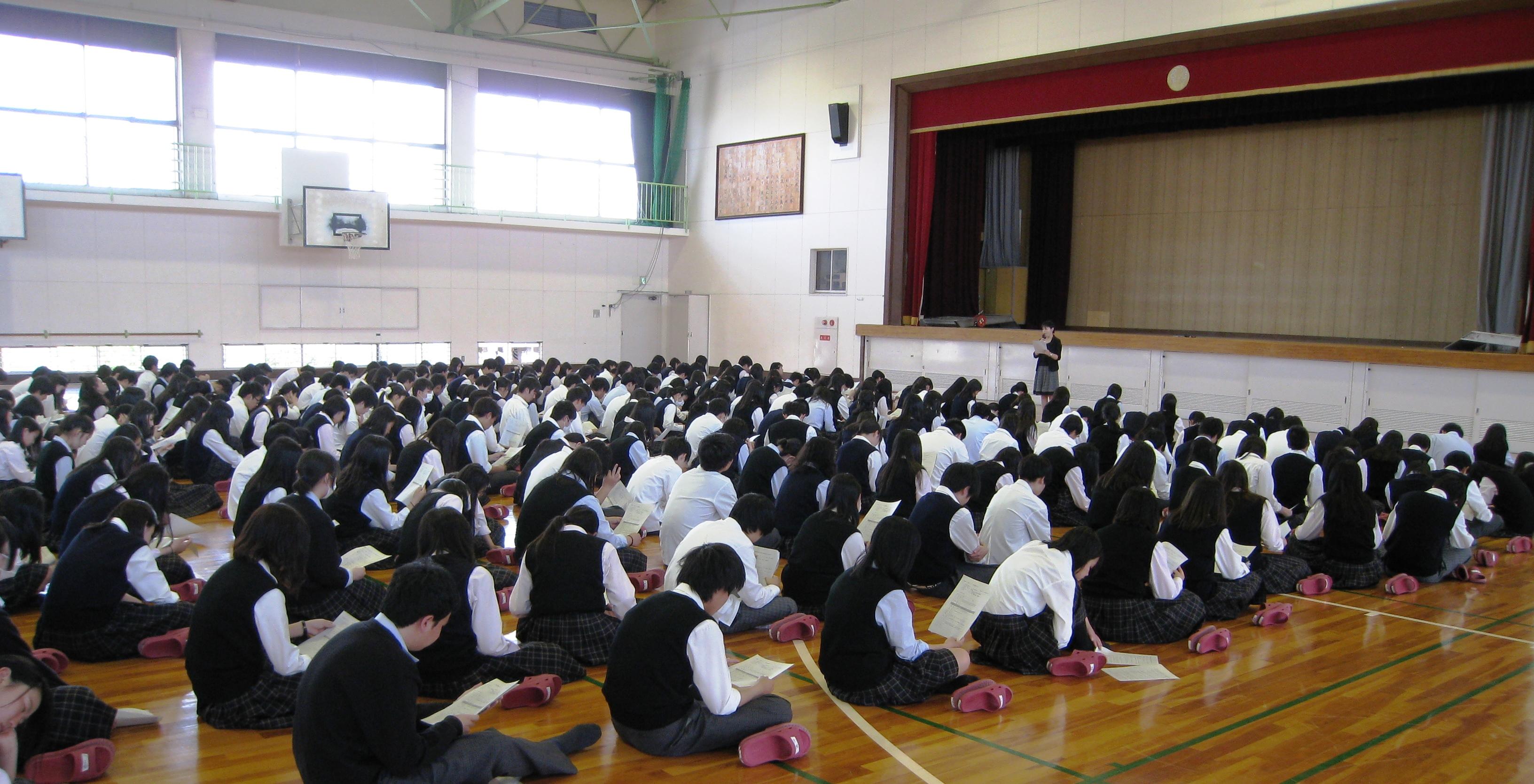 https://www.osaka-c.ed.jp/blog/higashimozu/kouchou/IMG_0658_1.jpg