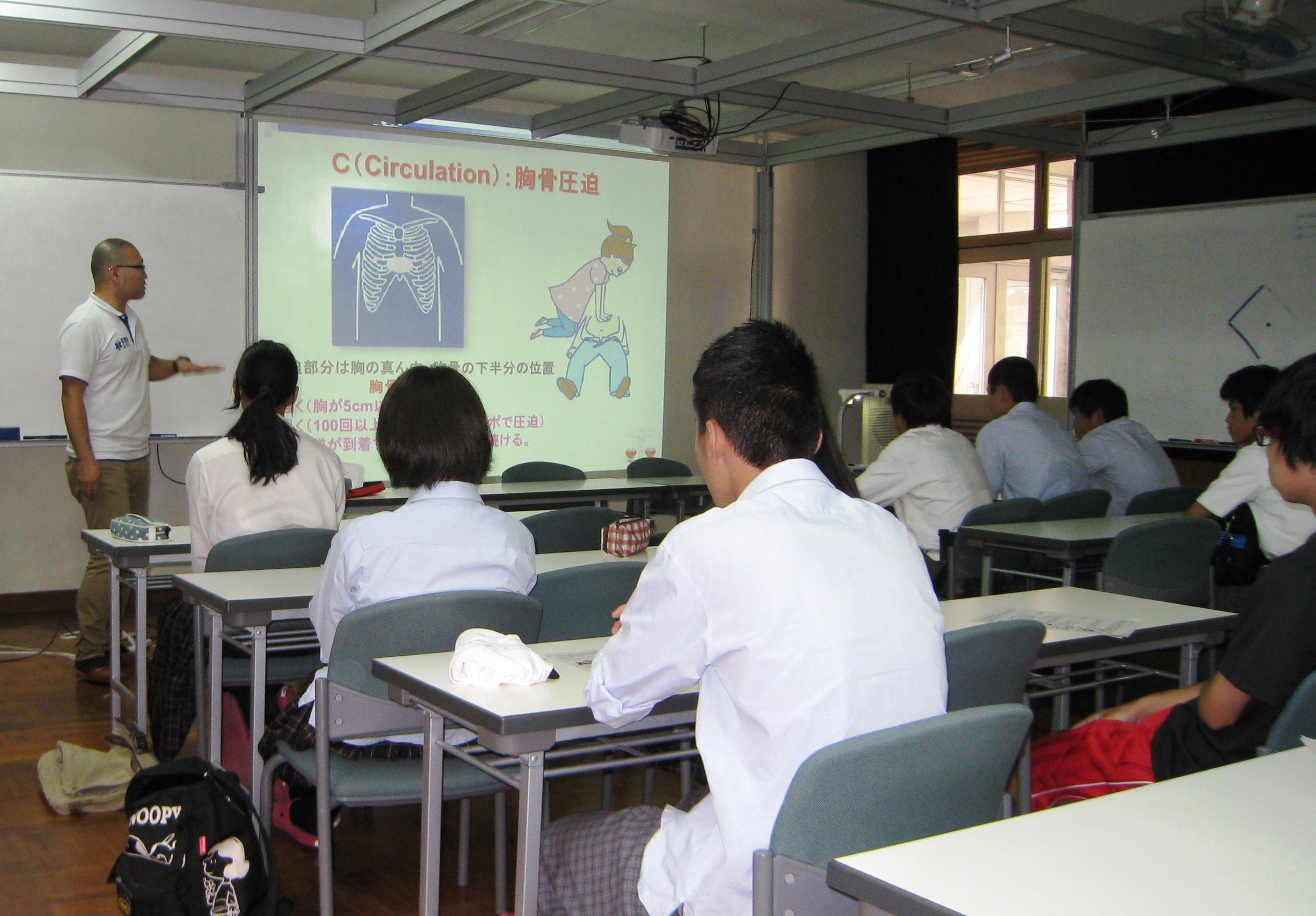 https://www.osaka-c.ed.jp/blog/higashimozu/kouchou/IMG_36.jpg
