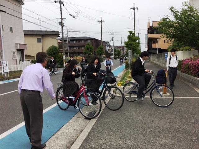 https://www.osaka-c.ed.jp/blog/higashimozu/kouchou/IMG_4422.JPG_1.jpg