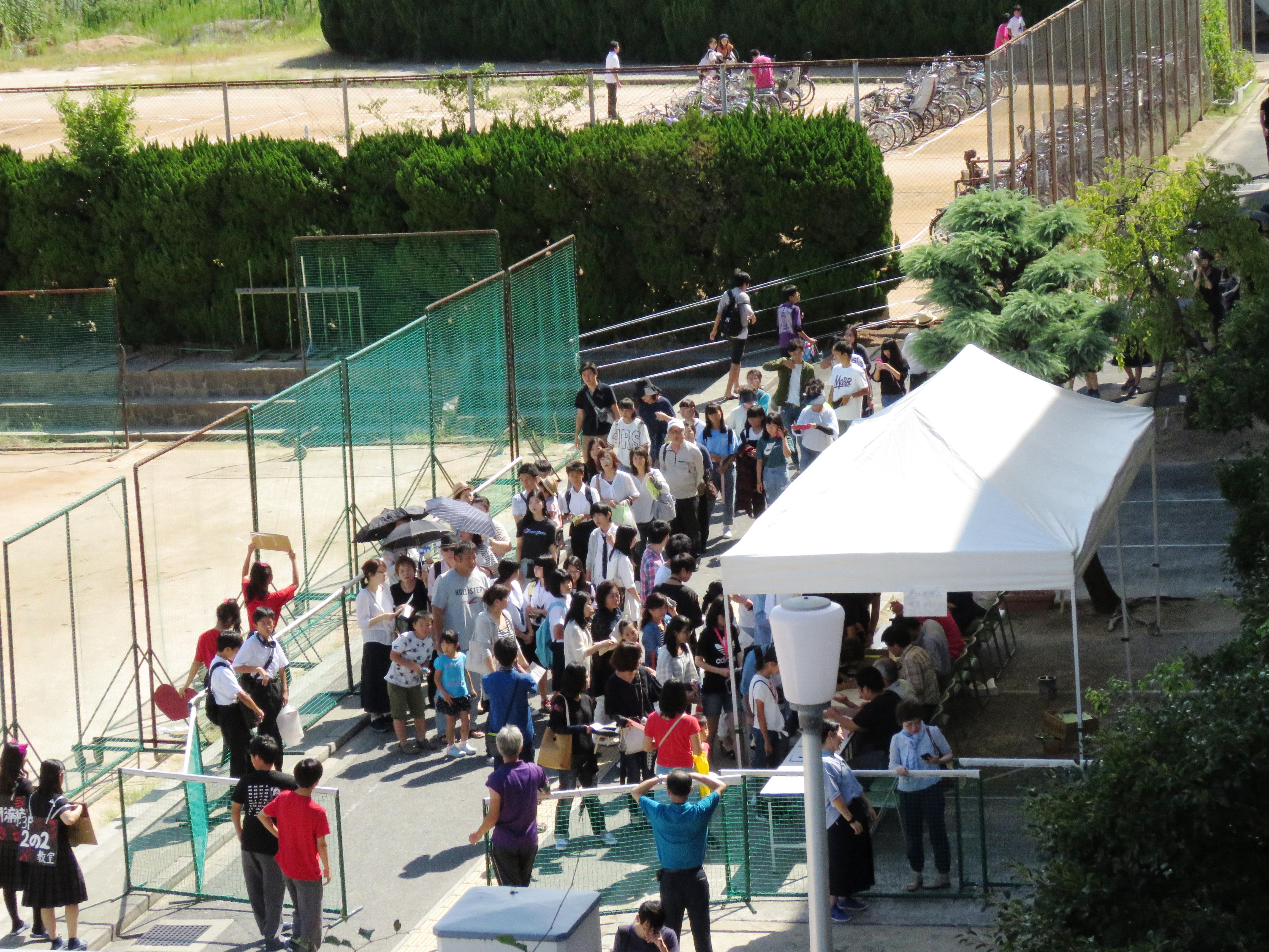 https://www.osaka-c.ed.jp/blog/higashimozu/kouchou/gb026.jpg