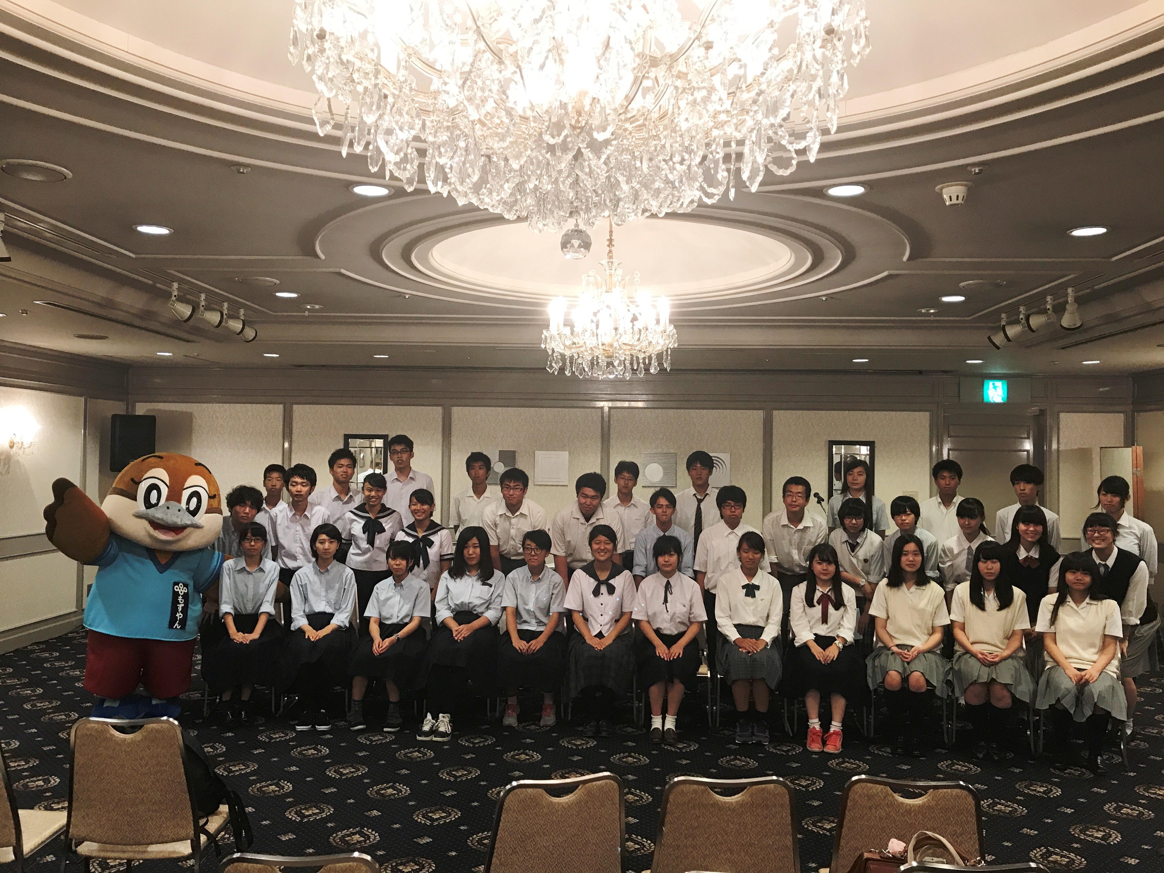 https://www.osaka-c.ed.jp/blog/higashimozu/kouchou/image1.JPG_1.jpg