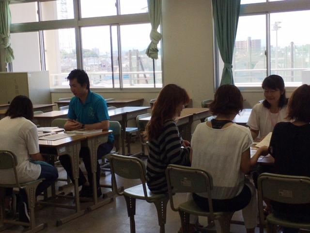 https://www.osaka-c.ed.jp/blog/higashimozu/kouchou/me07.JPG