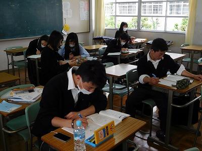 https://www.osaka-c.ed.jp/blog/higashimozu/kouchou/s-DSCN1538.jpg