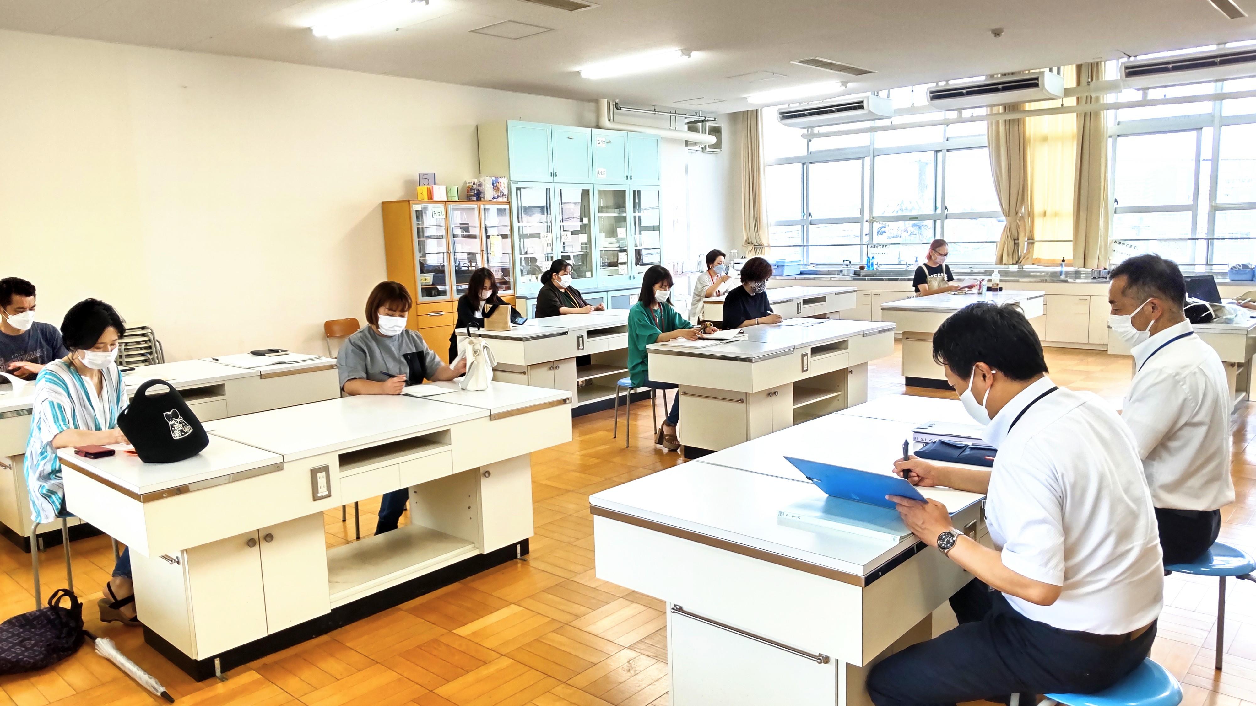 https://www.osaka-c.ed.jp/blog/higashisumiyoshi-s/pta/DSC_0179.JPG_1.jpg