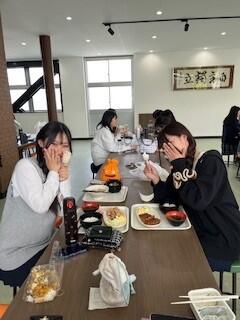 0501_自販機設置③.jpg