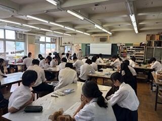 0918_２年科目選択進路HR①.jpg