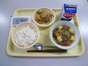 H30.4.19 給食1.JPG