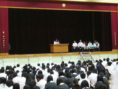 立会演説 (1).jpg