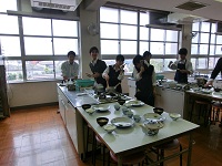 56.調理実習 (1).jpg