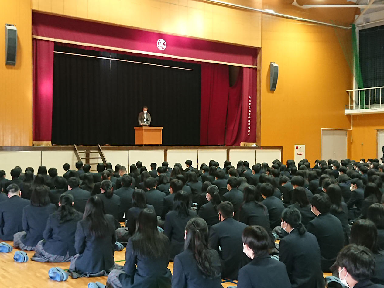 2学期終業式２.JPG