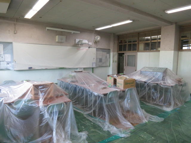 教室塗装 (2).JPG