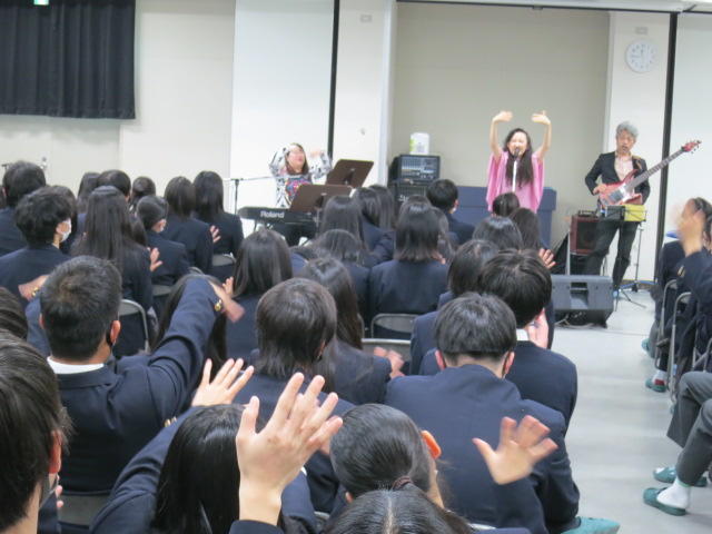 人権公演２.JPG