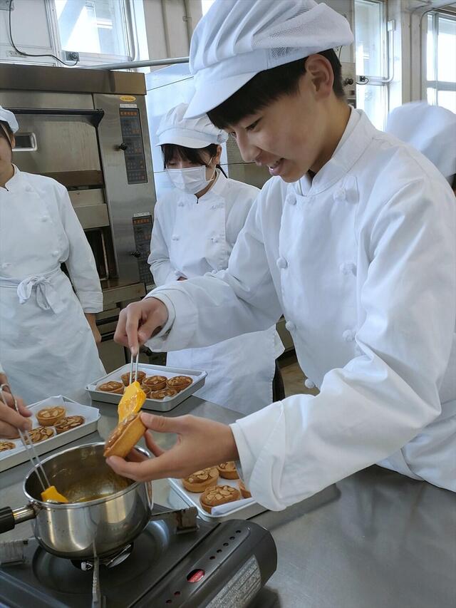 アマンディーヌ②_小 (2).jpg