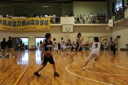 260824女バス２.JPG