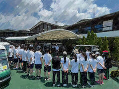 230724【写真】授業の風景43（３年「体育」、ゴルフ実習） (3).JPGのサムネイル画像