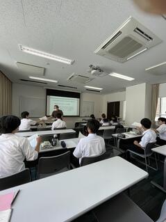 230728【写真】京大研究室訪問報告 (3).JPGのサムネイル画像