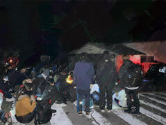 250124-0125【写真】妙見夜行登山 (9).JPGのサムネイル画像