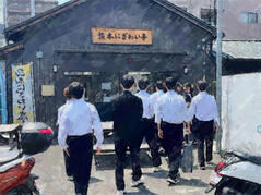 250514【写真】授業の風景⑯（２年「まちづくり」、商店街Feel度Walk） (5).JPGのサムネイル画像