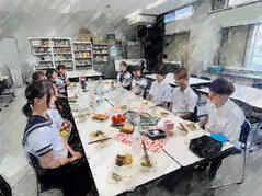 250717【写真】授業の風景49（２年「課題研究（いば炊）」、JA茨木市＋一品持ち寄り） (1).JPGのサムネイル画像