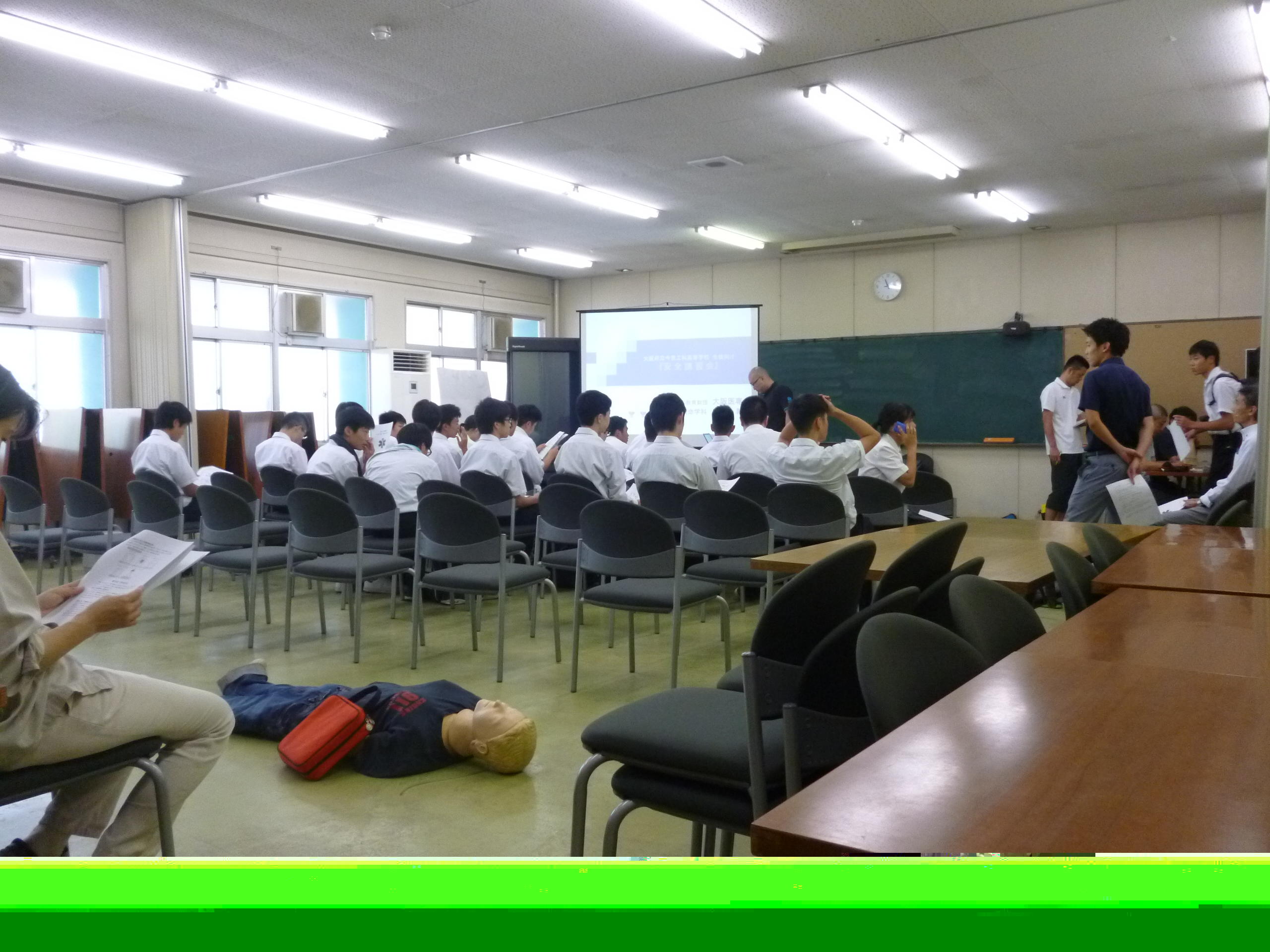 https://www.osaka-c.ed.jp/blog/imamiya-t/student_council/P1040844.JPG