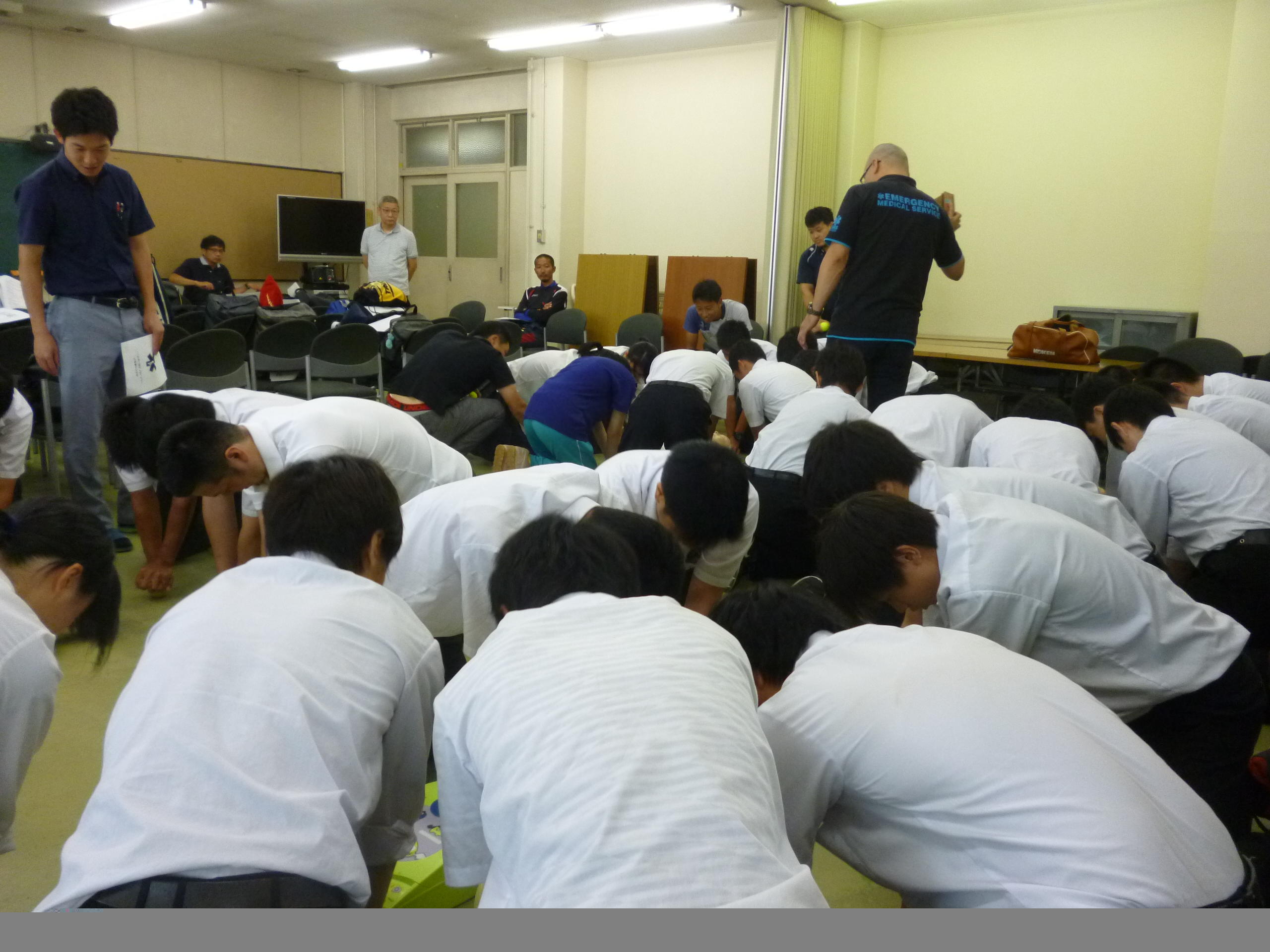 https://www.osaka-c.ed.jp/blog/imamiya-t/student_council/P1040849.JPG