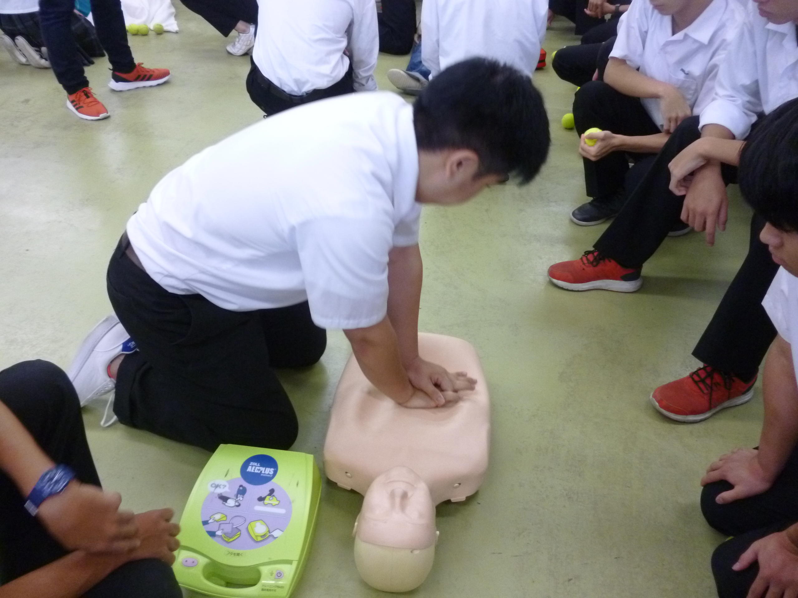 https://www.osaka-c.ed.jp/blog/imamiya-t/student_council/P1040851.JPG