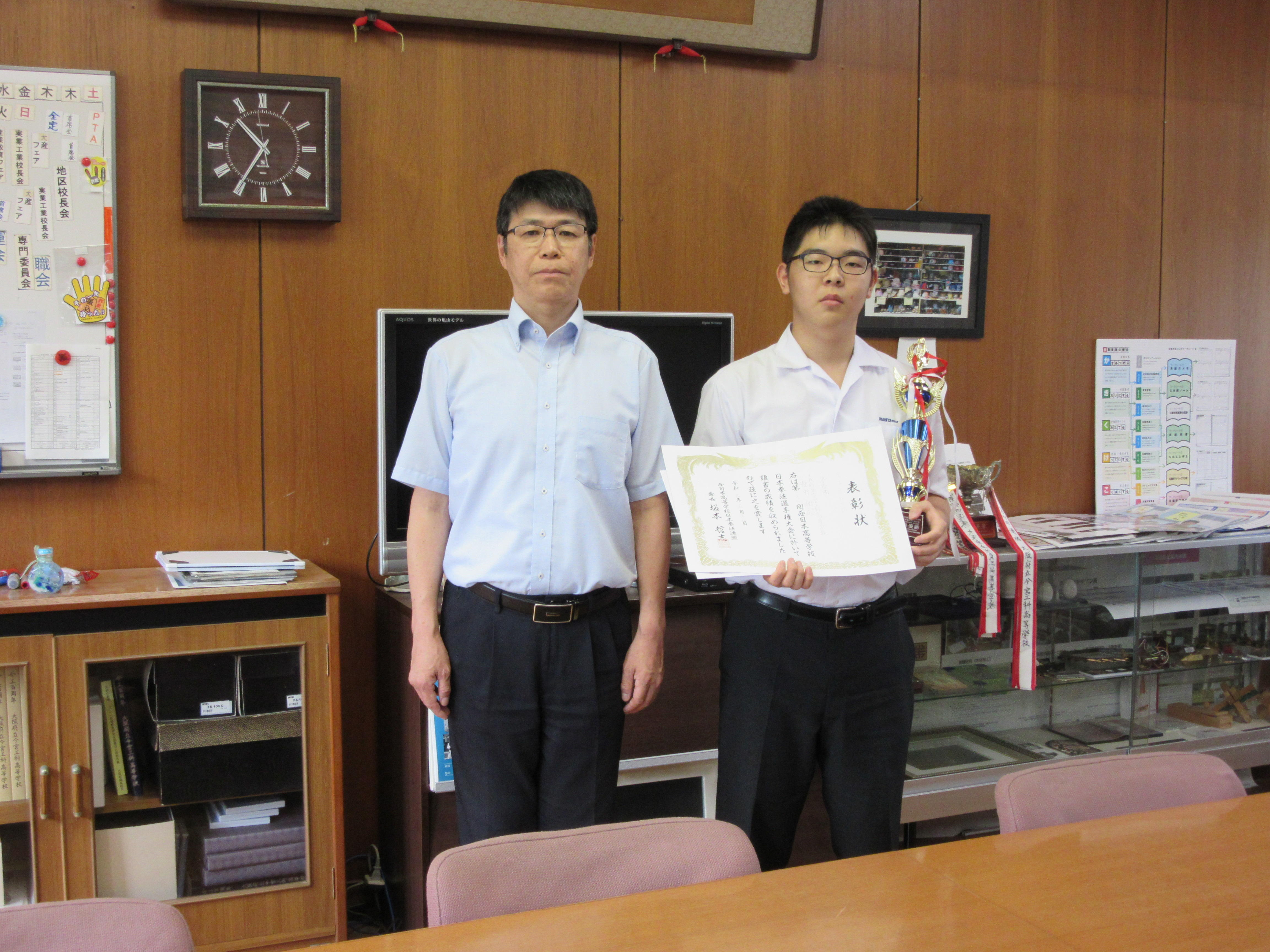 https://www.osaka-c.ed.jp/blog/imamiya-t/student_council/a0627ad3aa39f1a910e8bcc44495a0c0_5.jpg